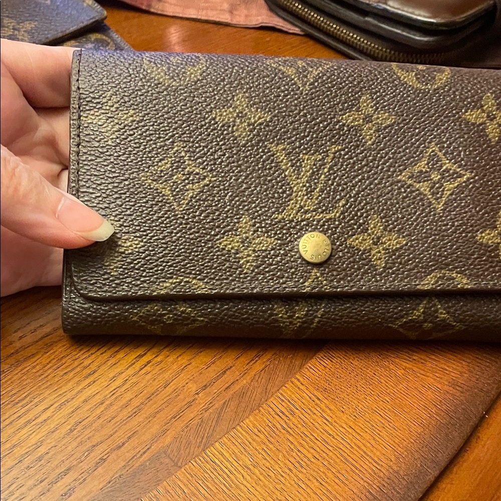 Louis Vuitton Monogram Clutch Card Holder in Brown with Gold Hardware